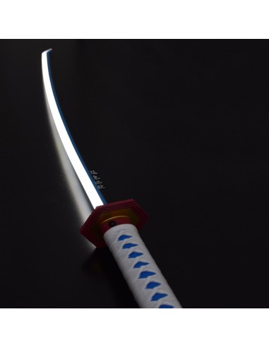 NINCHIRI GIYU TOMIOKA con iluminación...