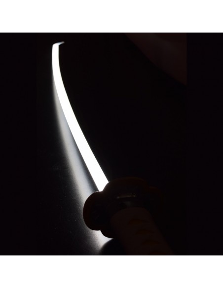 NINCHIRI ZENITSU AGATSUMA CON LUZ LED
